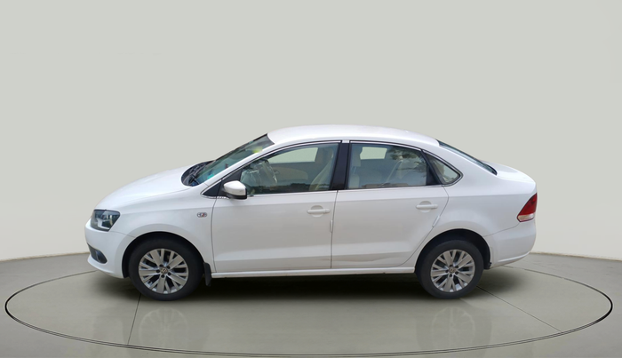 2015 Volkswagen Vento HIGHLINE 1.6 MPI, Petrol, Manual, 33,823 km, exterior
