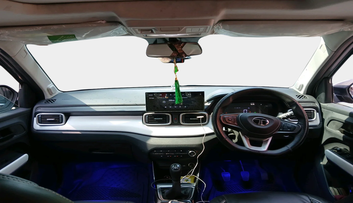 2024 Tata PUNCH Accomplished Plus (S) iCNG, Petrol, Manual, 28,605 km, interior