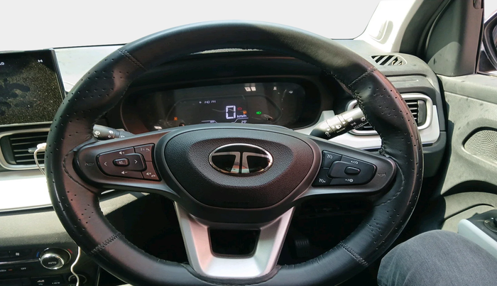 2024 Tata PUNCH Accomplished Plus (S) iCNG, Petrol, Manual, 28,605 km, interior