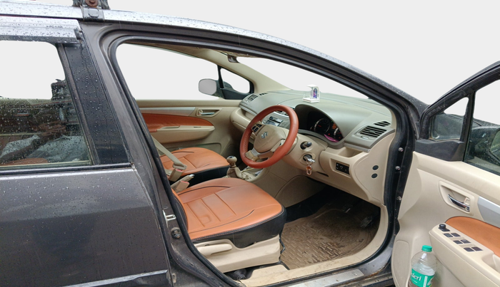 2016 Maruti Ertiga VXI CNG, Petrol, Manual, 1,90,815 km, interior