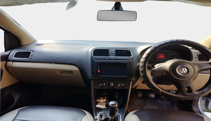 2011 Volkswagen Polo TRENDLINE 1.2L DIESEL, Diesel, Manual, 1,20,699 km, interior