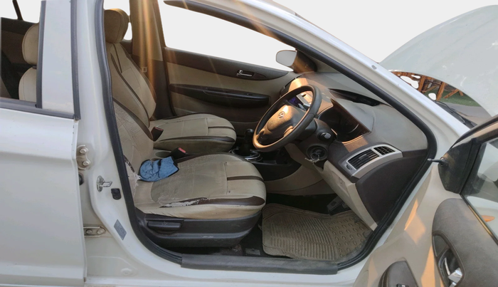 2012 Hyundai i20 MAGNA 1.2, Petrol, Manual, 73,501 km, interior