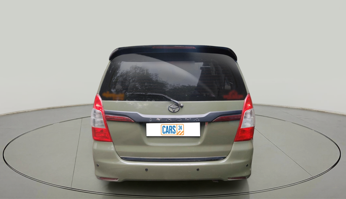 2014 Toyota Innova 2.5 VX 8 STR, Diesel, Manual, 2,10,006 km, exterior