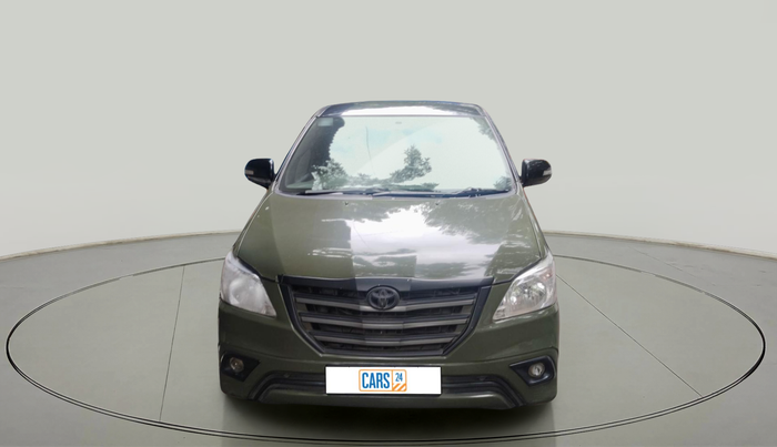 2014 Toyota Innova 2.5 VX 8 STR, Diesel, Manual, 2,10,006 km, exterior