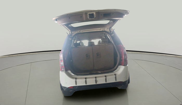 2012 Mahindra XUV500 W8, Diesel, Manual, 1,14,573 km, exterior