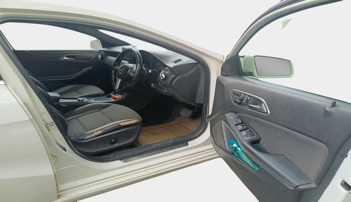 2013 Mercedes Benz A Class A180 CDI STYLE, Diesel, Automatic, 64,201 km, interior