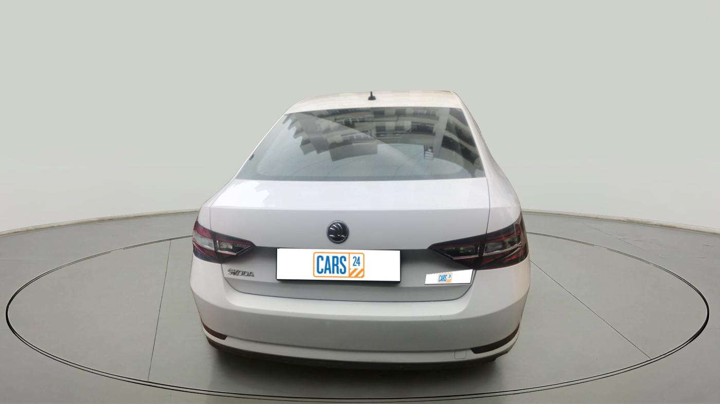 2016 Skoda Superb L&K 1.8 TSI AT, Petrol, Automatic, 64,847 km, exterior
