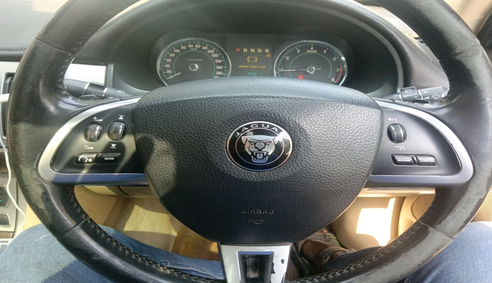 2014 Jaguar XF PETROL 2.0, Petrol, Automatic, 1,28,317 km, interior