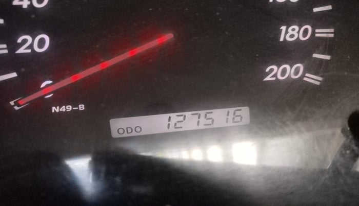 2011 Toyota Innova V 2.5 8 STR, Diesel, Manual, 1,27,516 km, interior