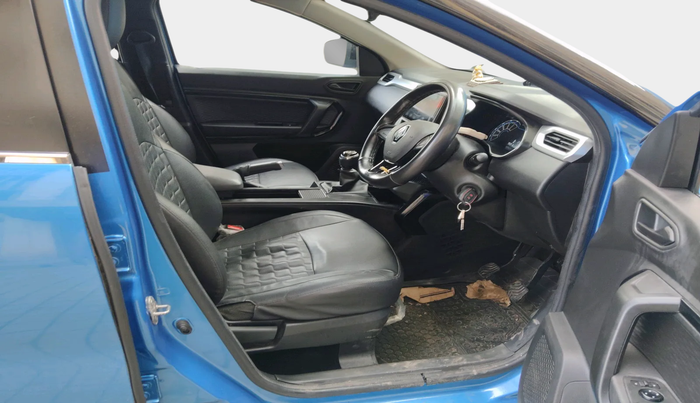 2021 Renault Kiger RXL 1.0 TURBO MT DUAL TONE, Petrol, Manual, 27,038 km, interior