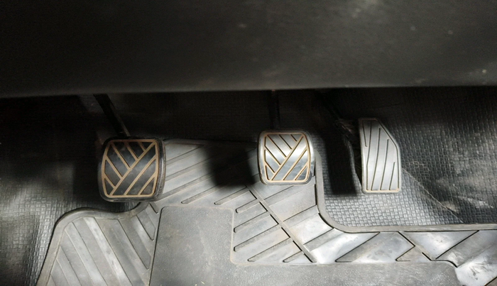 2022 Toyota Glanza V, Petrol, Manual, 20,776 km, interior