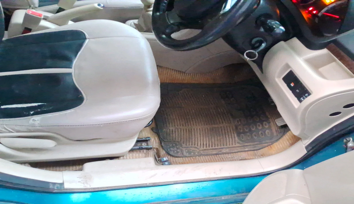 2012 Maruti Swift Dzire VXI, Petrol, Manual, 1,35,708 km, interior