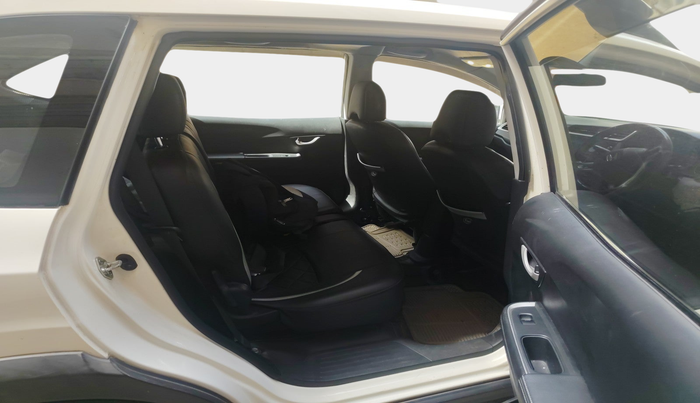 2017 Honda BR-V 1.5L I- DTEC VX, Diesel, Manual, 65,530 km, interior