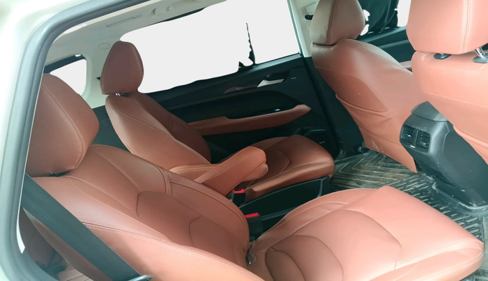 2020 MG HECTOR PLUS SHARP 2.0 DIESEL TURBO MT 6-STR, Diesel, Manual, 36,650 km, interior