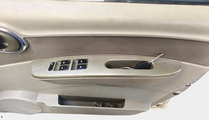 2013 Mahindra Quanto C6, Diesel, Manual, 80,594 km, interior