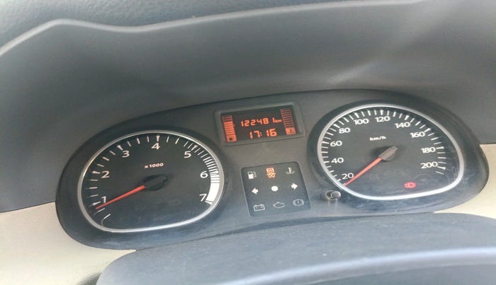 2013 Renault Duster 85 PS RXL DIESEL, Diesel, Manual, 1,22,481 km, interior