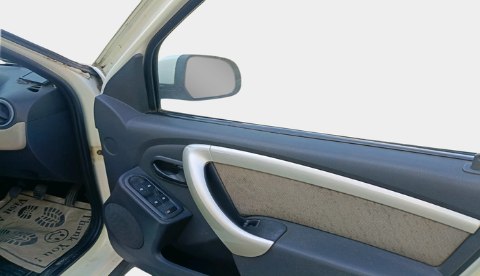 2013 Renault Duster 85 PS RXL DIESEL, Diesel, Manual, 1,22,481 km, interior