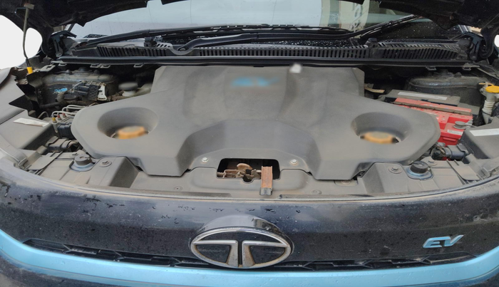 2021 Tata NEXON EV XZ PLUS LUX, Electric, Automatic, 77,997 km, exterior