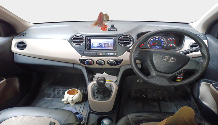 2013 Hyundai Grand i10 MAGNA 1.2 KAPPA VTVT, Petrol, Manual, 33,137 km, interior