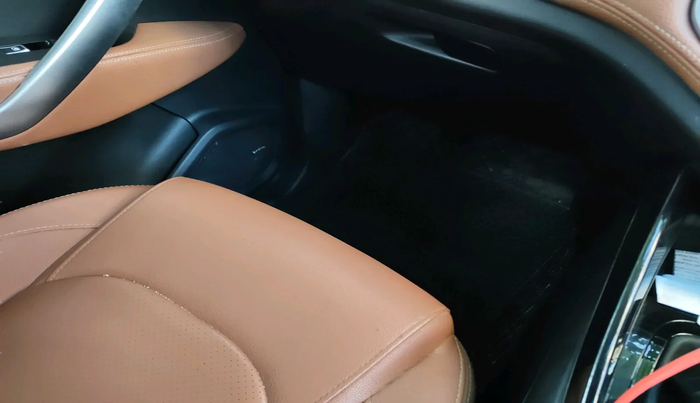 2021 MG HECTOR PLUS SHARP 1.5 PETROL TURBO DCT 6-STR, Petrol, Automatic, 60,041 km, interior