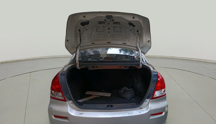 2011 Maruti Swift Dzire LXI, Petrol, Manual, 1,21,593 km, exterior