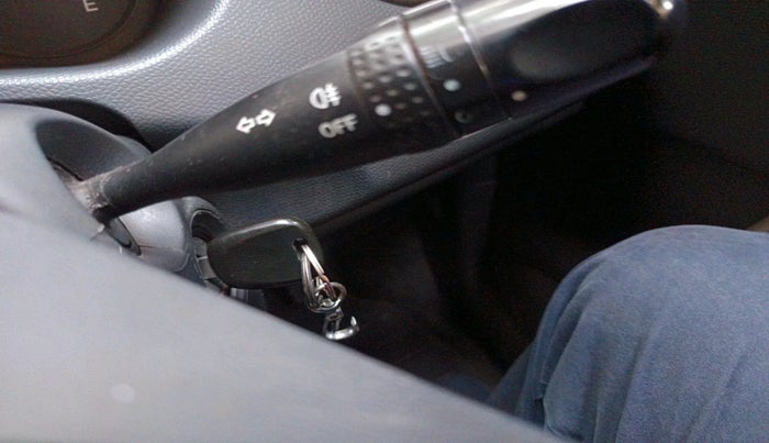 2011 Maruti Swift Dzire LXI, Petrol, Manual, 1,21,593 km, interior