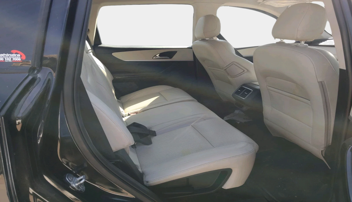 2024 Mahindra XUV700 AX 7 LUXURY D AT 7 STR, Diesel, Automatic, 14,919 km, interior