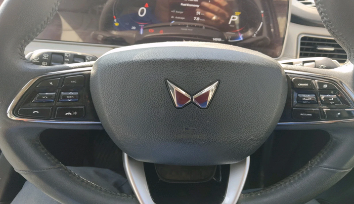 2024 Mahindra XUV700 AX 7 LUXURY D AT 7 STR, Diesel, Automatic, 14,919 km, interior