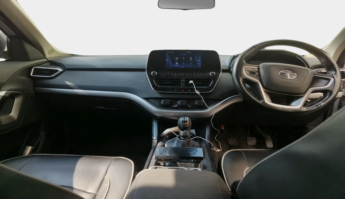 2019 Tata Harrier XM 2.0L KRYOTEC, Diesel, Manual, 88,719 km, interior