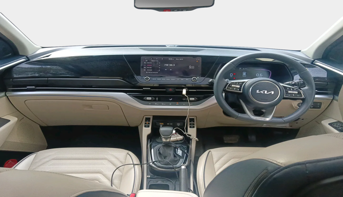 2023 KIA CARENS LUXURY PLUS 1.5 PETROL DCT 7 STR, Petrol, Automatic, 27,619 km, interior