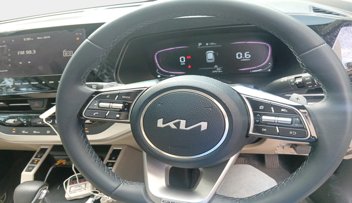 2023 KIA CARENS LUXURY PLUS 1.5 PETROL DCT 7 STR, Petrol, Automatic, 27,619 km, interior