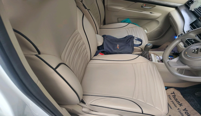 2022 Maruti Ertiga ZXI (O) CNG, Petrol, Manual, 26,003 km, interior