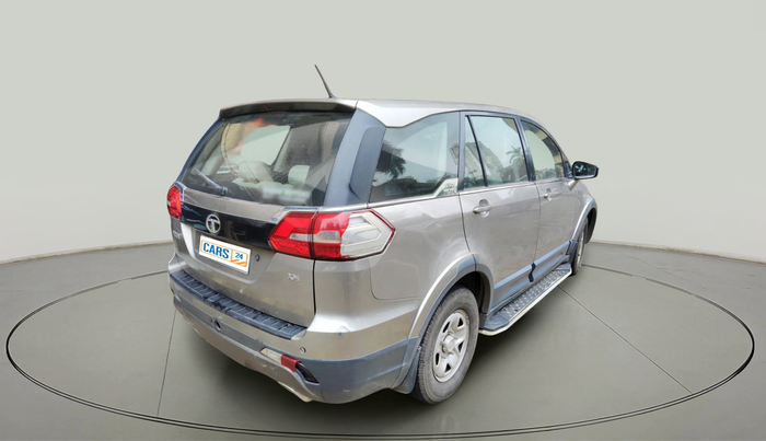 2017 Tata Hexa XM 4X2 7 STR, Diesel, Manual, 1,21,458 km, exterior
