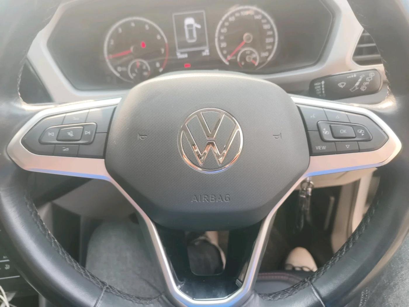 2023 Volkswagen TAIGUN HIGHLINE 1.0 TSI MT, Petrol, Manual, 39,004 km, interior