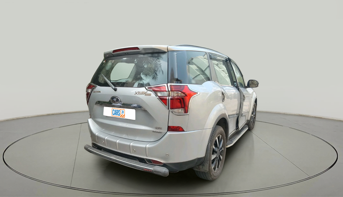 2018 Mahindra XUV500 W11 AT, Diesel, Automatic, 1,07,566 km, exterior