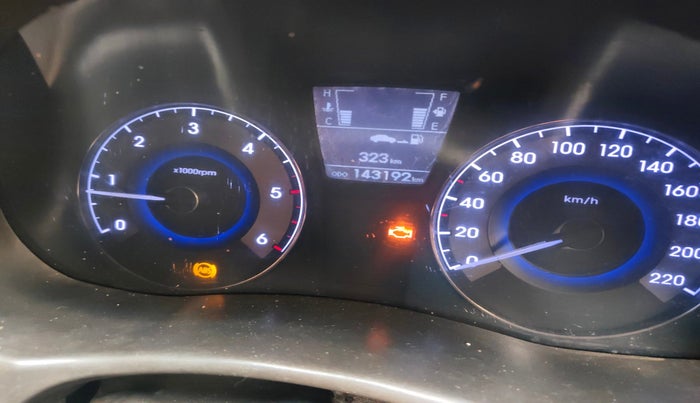 2011 Hyundai Verna FLUIDIC 1.6 CRDI SX, Diesel, Manual, 1,43,192 km, interior