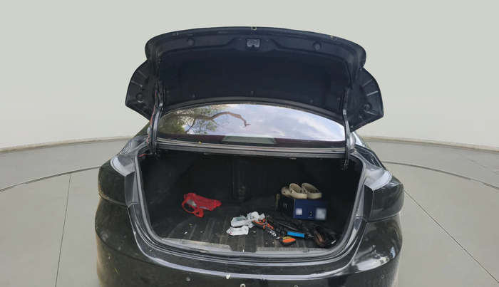 2015 Hyundai New Elantra 1.6 SX AT DIESEL, Diesel, Automatic, 68,439 km, exterior