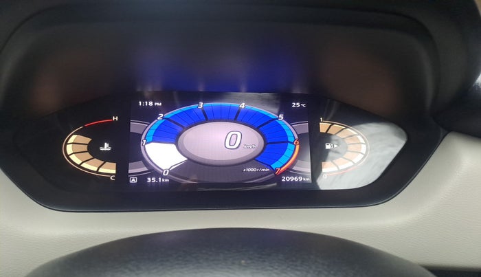 2022 Nissan MAGNITE XV MT, Petrol, Manual, 20,969 km, interior