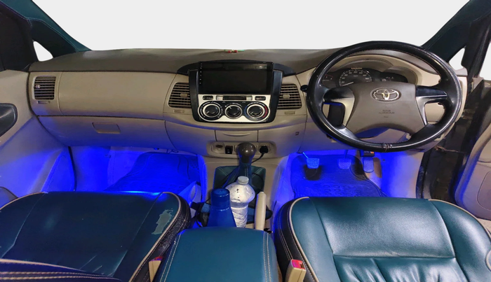 2012 Toyota Innova GX 2.5 8 STR, Diesel, Manual, 1,63,844 km, interior