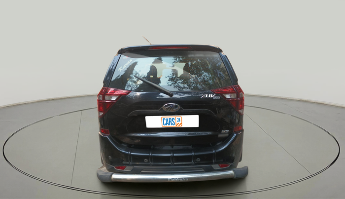 2019 Mahindra XUV500 W9 AT, Diesel, Automatic, 29,979 km, exterior