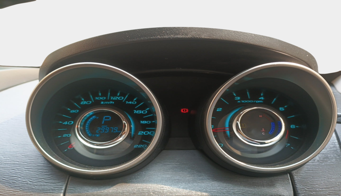 2019 Mahindra XUV500 W9 AT, Diesel, Automatic, 29,979 km, interior