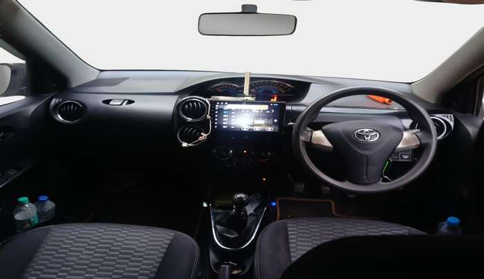 2014 Toyota Etios CROSS 1.4 GD, Diesel, Manual, 51,433 km, interior