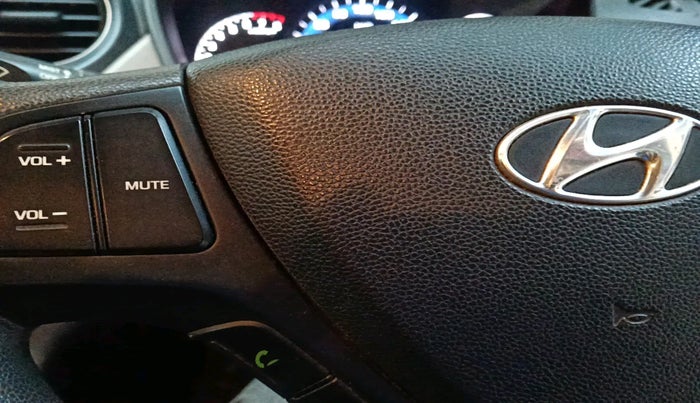 2014 Hyundai Xcent S 1.2, Petrol, Manual, 1,23,783 km, interior