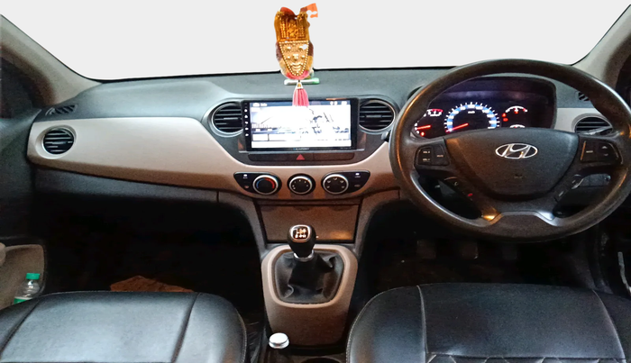 2014 Hyundai Xcent S 1.2, Petrol, Manual, 1,23,783 km, interior