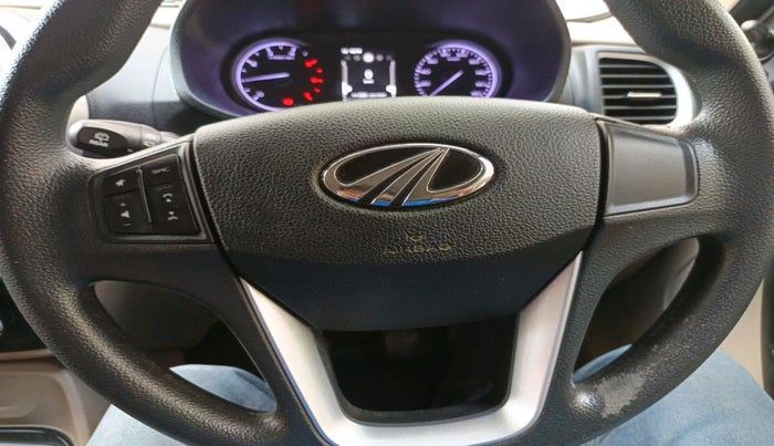 2022 Mahindra BOLERO NEO N 8, Diesel, Manual, 42,709 km, interior