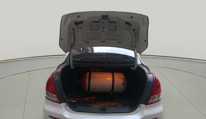 2010 Maruti Swift Dzire LXI, Petrol, Manual, 1,13,122 km, exterior