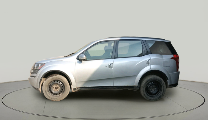 2011 Mahindra XUV500 W6, Diesel, Manual, 1,04,510 km, exterior