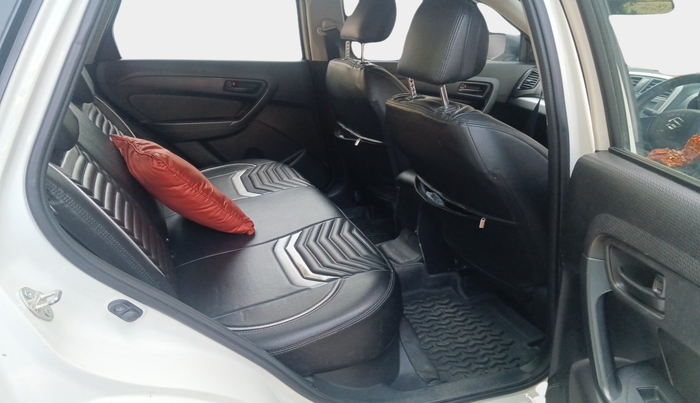 2022 Maruti Vitara Brezza LXI, Petrol, Manual, 27,755 km, interior