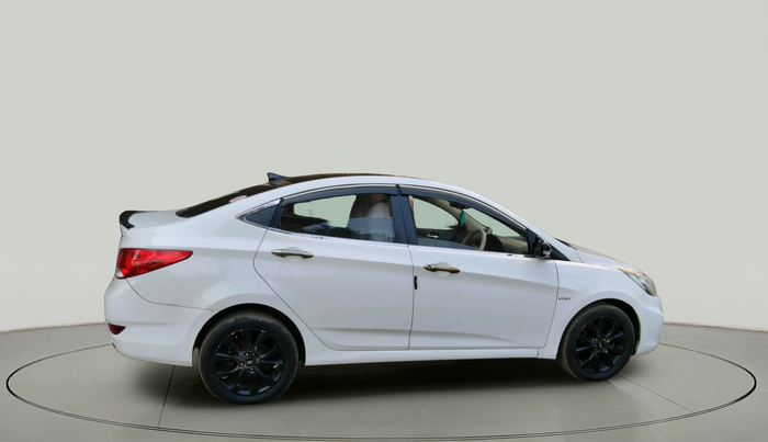 2014 Hyundai Verna FLUIDIC 1.6 VTVT SX, Petrol, Manual, 70,059 km, exterior