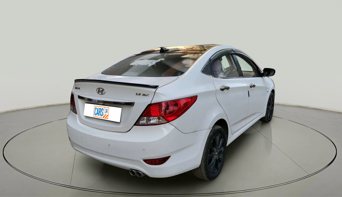 2014 Hyundai Verna FLUIDIC 1.6 VTVT SX, Petrol, Manual, 70,059 km, exterior